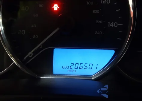 2014 Toyota Corolla L из США, поврежденный, VIN 5YFBURHE9EP012923